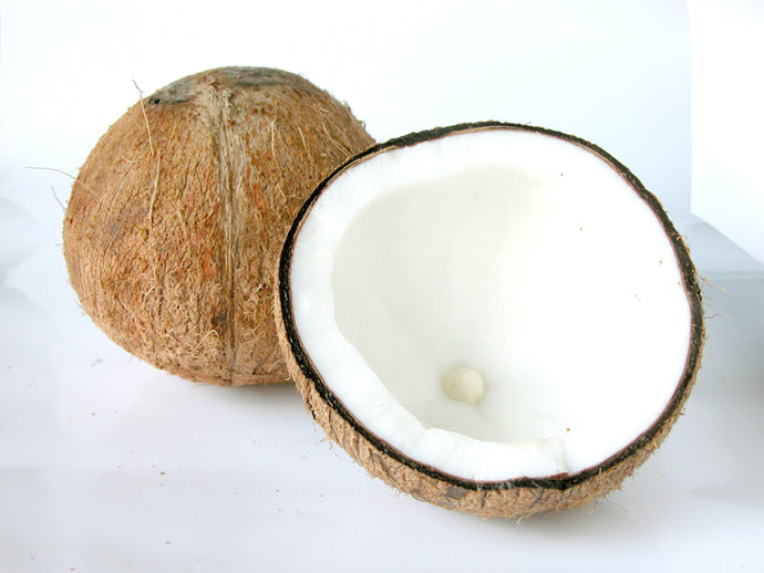4 Skin Loving Benefits of Coconut Oil